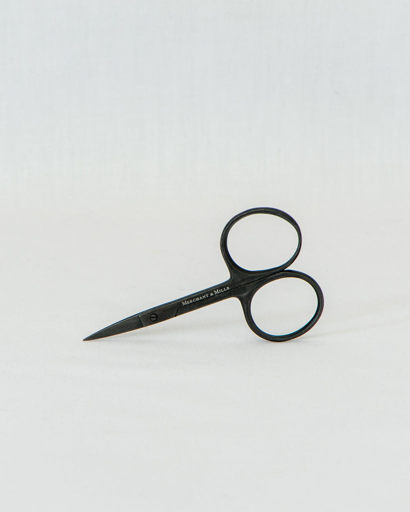 Wide Bow Scissors - Thread Theory - 3